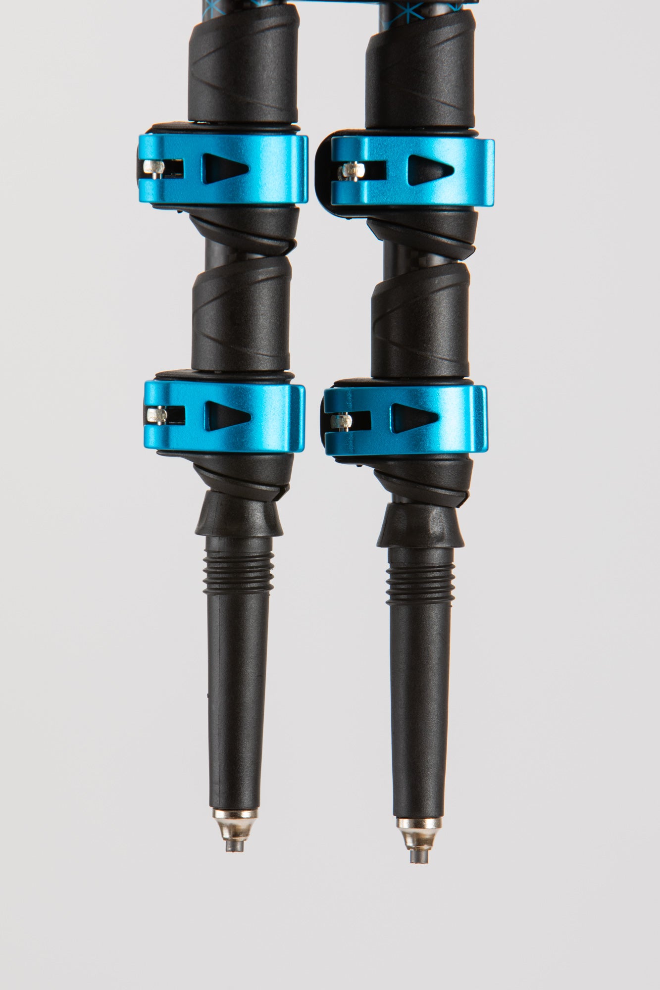 #colore_black-atomic-blue