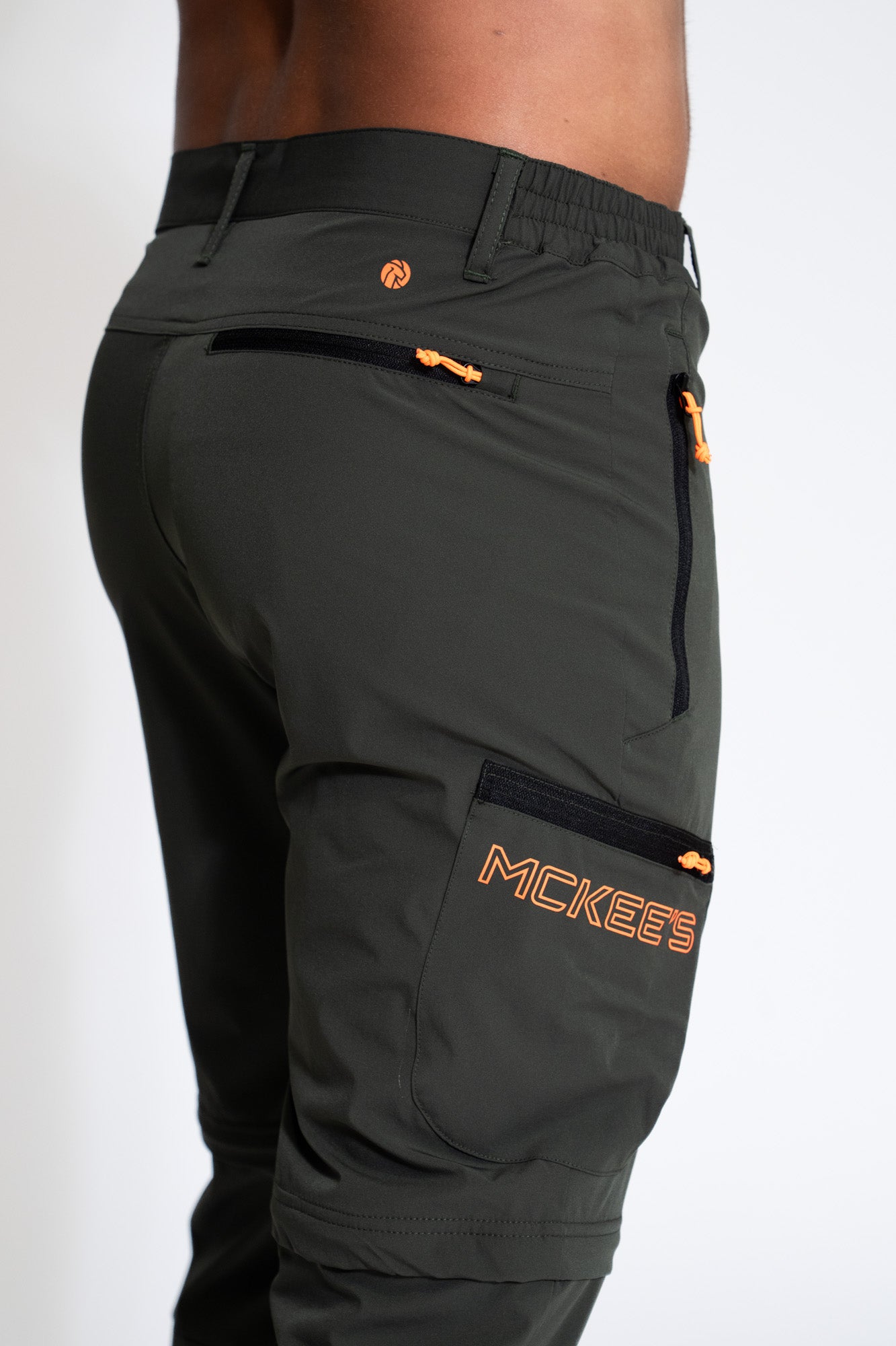 #colore_military-green