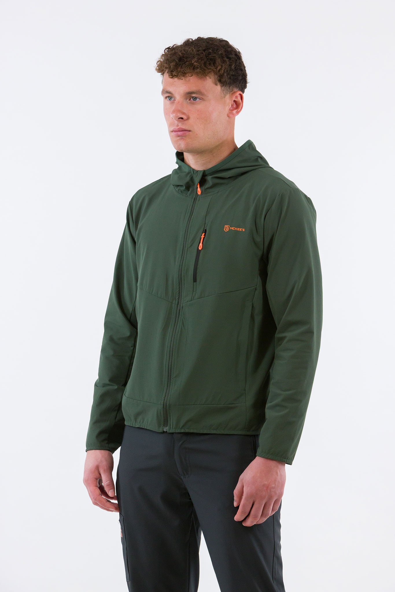 #colore_military-green