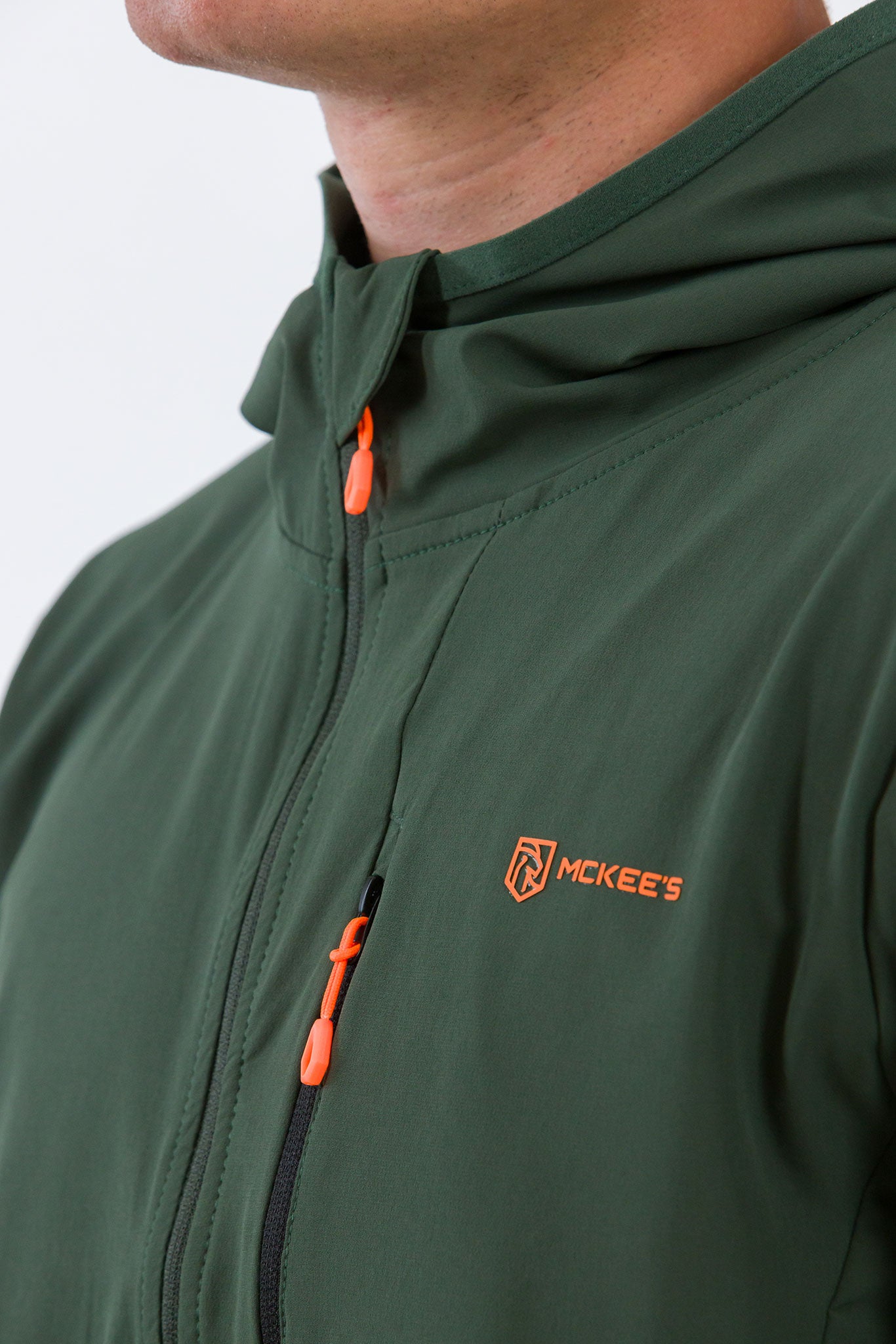 #colore_military-green