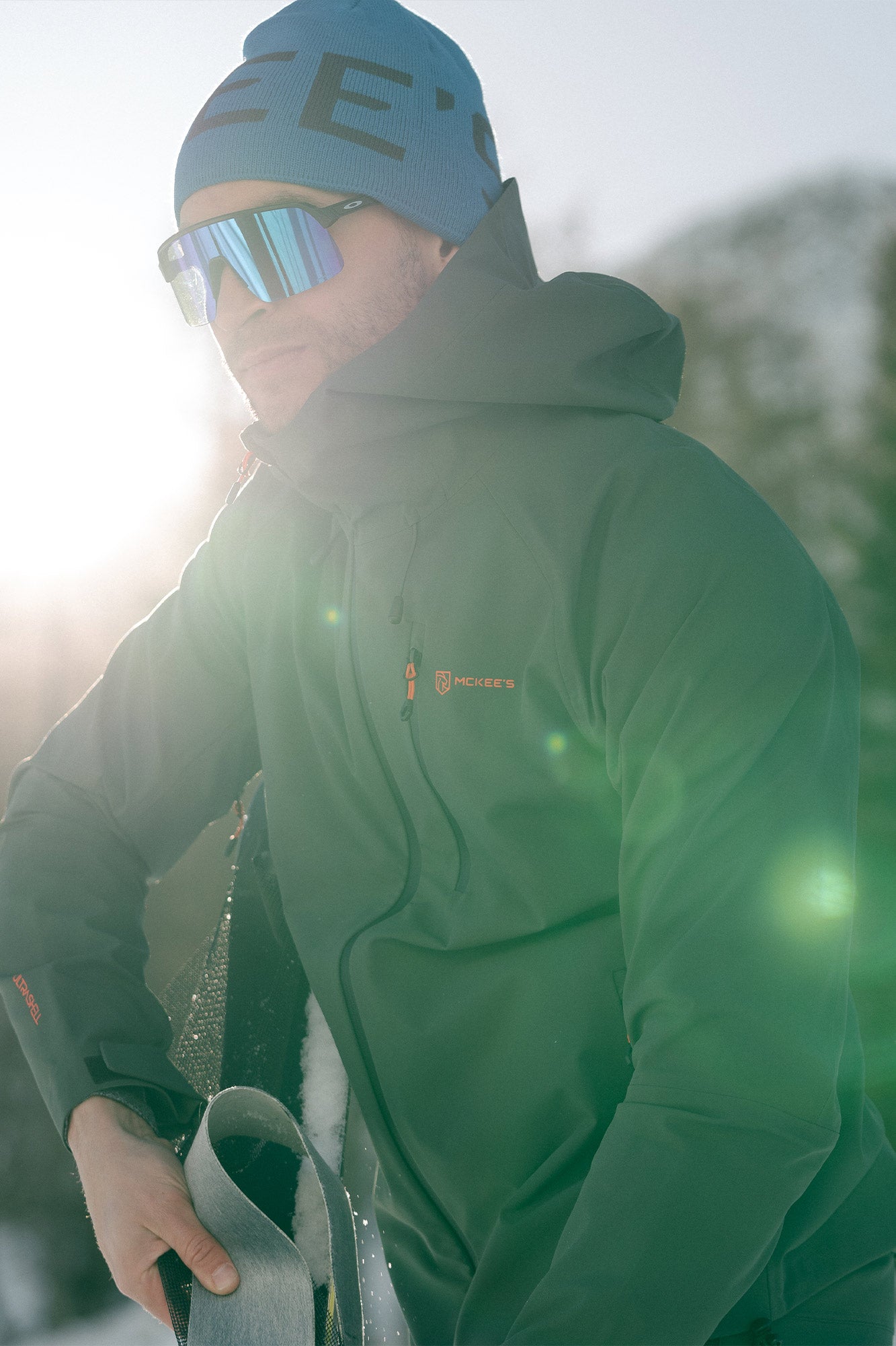 #colore_military-green